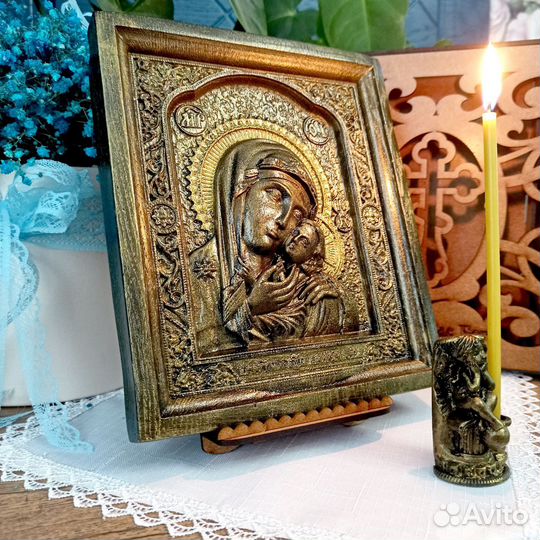 Икона Пресвятой Божьей Матери Умиление Пресвятой