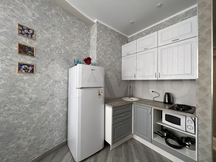 2-к. квартира, 50 м², 1/6 эт.