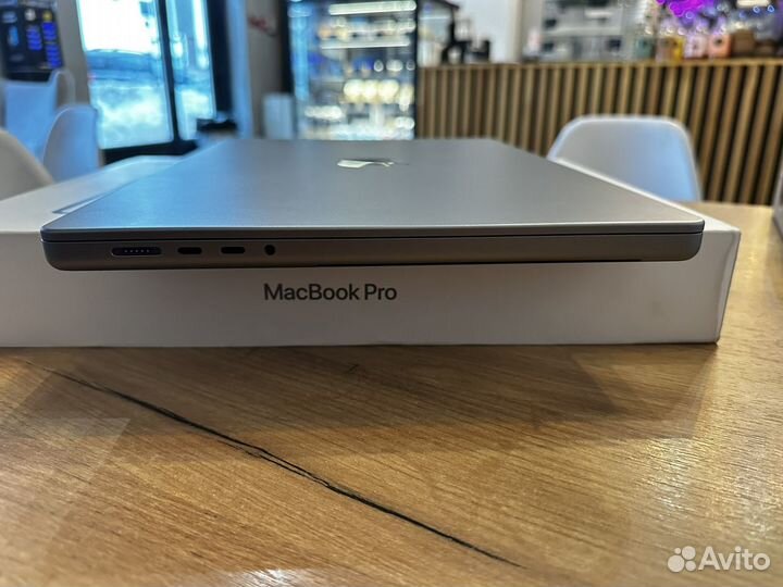 MacBook Pro 16 2021 M1/16GB/512SSD/48циклов