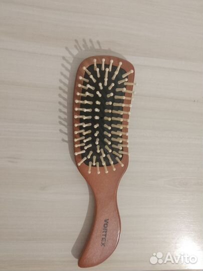 Расческа деревянная
