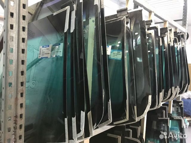 Заднее стекло LADA X-RAY