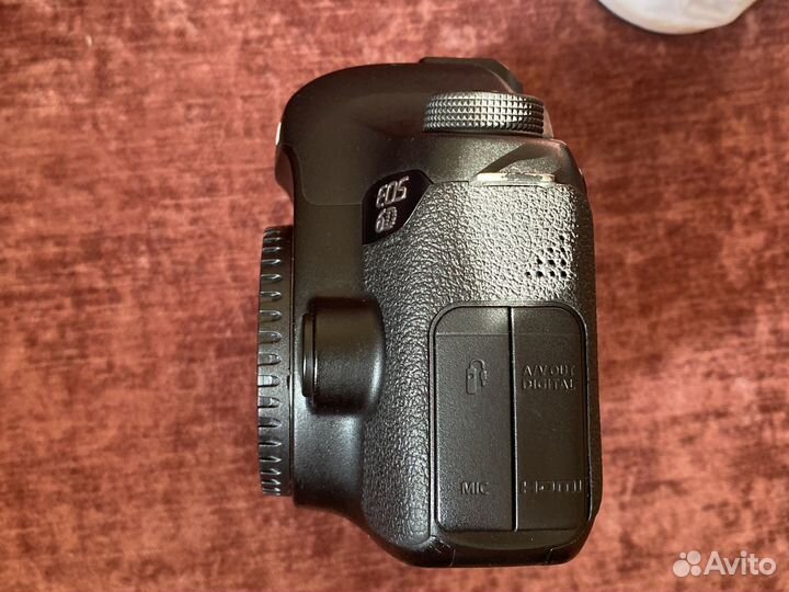Зеркальный фотоаппарат canon 6D