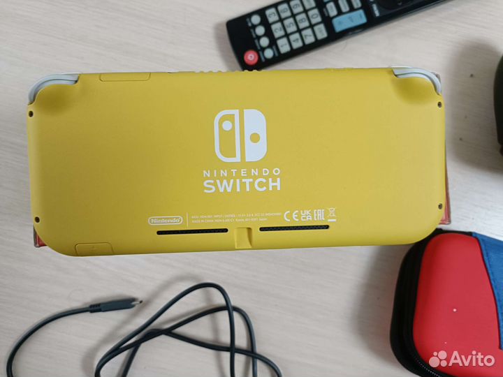 Nintendo switch lite комплект игры+консоль+чехол