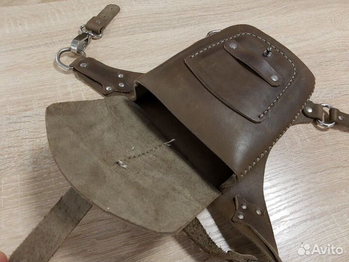 Сумка байкерская на бедро