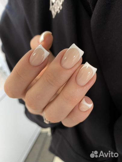 Маникюр Педикюр