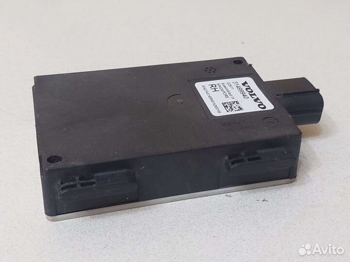 Радарный датчик правый Volvo XC90