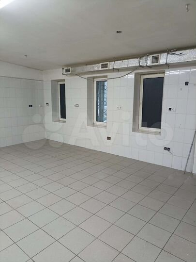 Свободного назначения, 100 м²