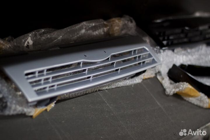 Решетка бампера передняя LADA 2110-2112-2111