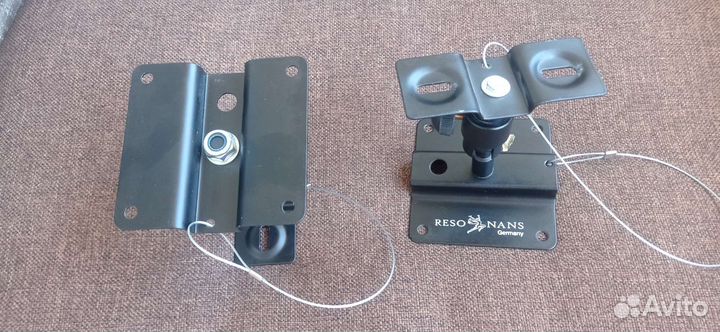 Кронштейн для акустики