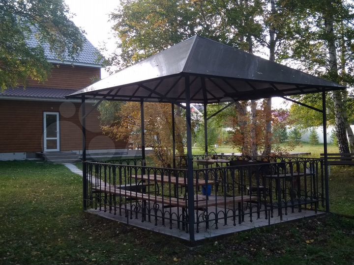 Дом 240 м² на участке 18 сот.