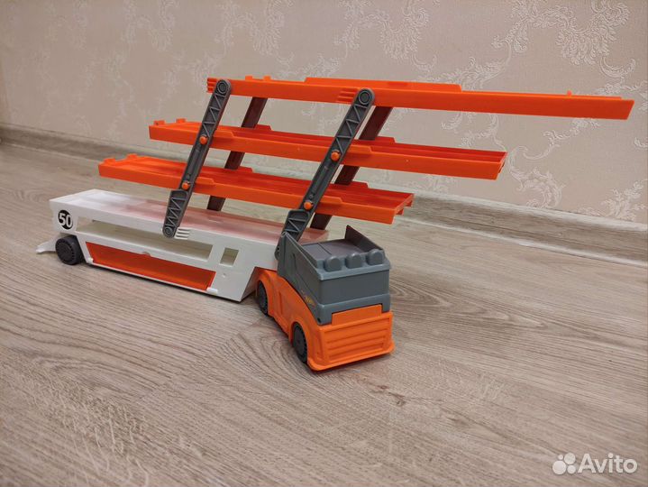 Hot wheels автовоз