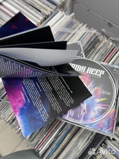 Музыкальные cd диски Uriah heep 2023 chaos&colour