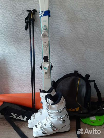 Лыжный комплект новый Rossignol