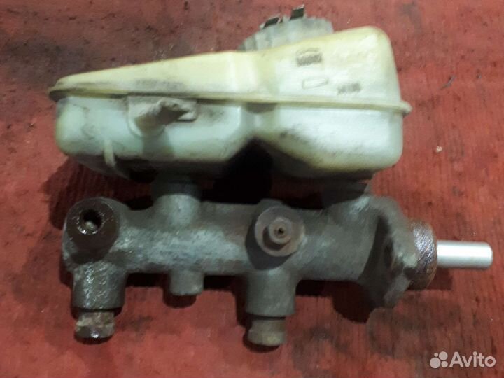 Главный тормозной цилиндр ауди 100 с3