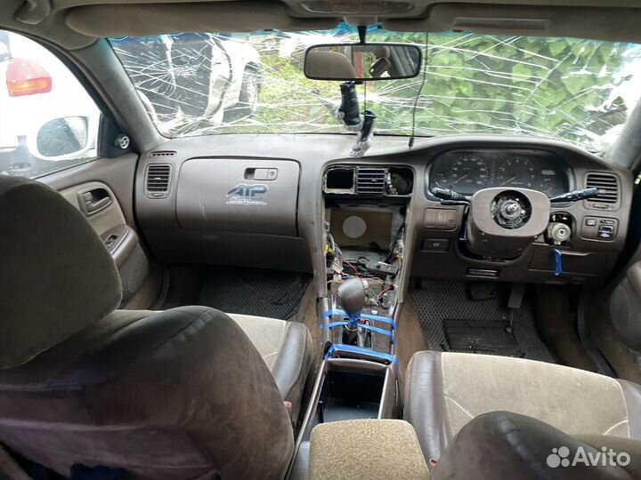 Toyota Cresta 2.0 AT, 1993, битый, 300 000 км