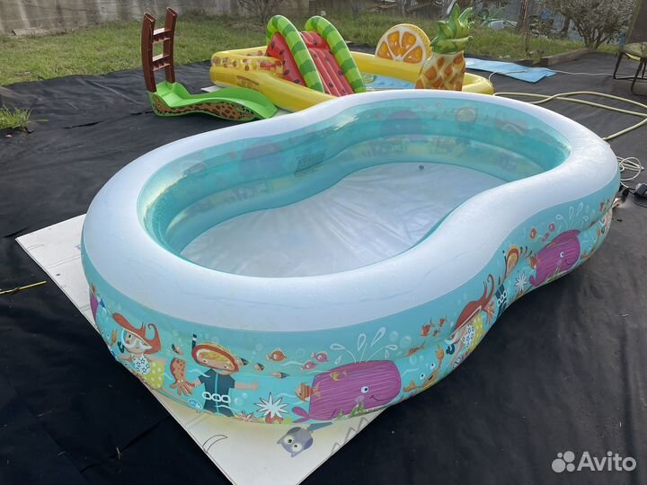 Надувной бассейн intex