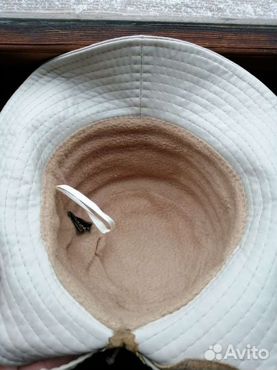 Кожаная шляпа женская