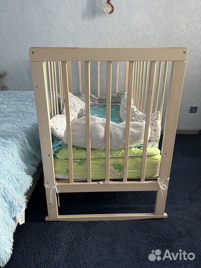 Детская кроватка