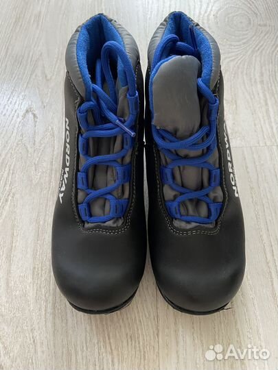 Лыжные ботинки детские 33р