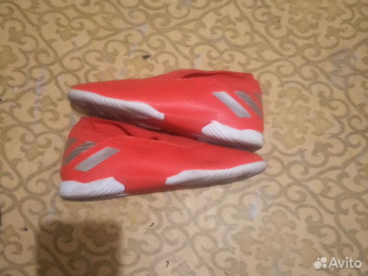 Футзалки adidas Nemesis