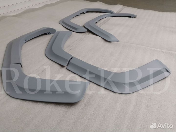 Уширители toyota rav 4 с 2019 г стиль TRD