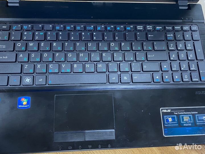 Ноутбук asus P53E