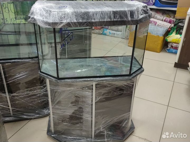 Аквариум с тумбой новый