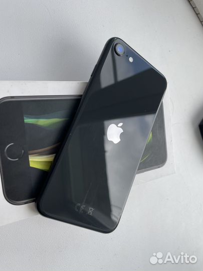 iPhone SE (2020), 64 ГБ