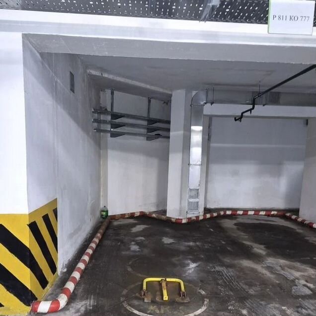 Машиноместо, 11 м²