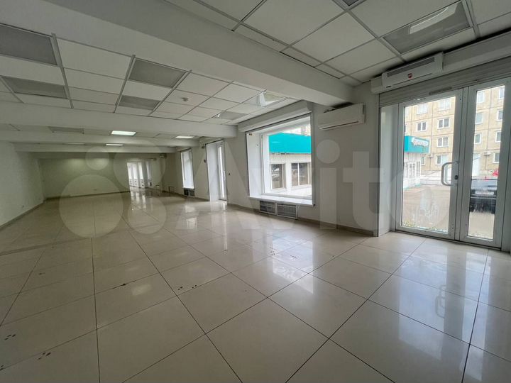 Свободного назначения, 200 м²