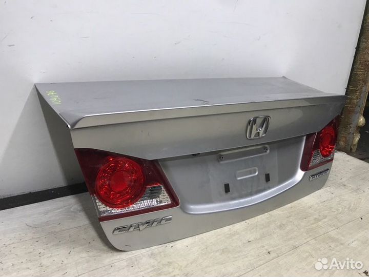 Крышка багажника Honda Civic 4D 2007