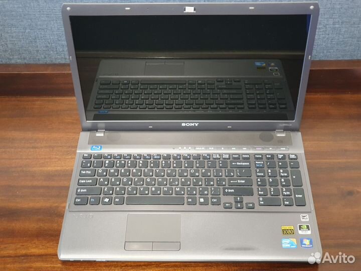 Ноутбук sony vaio vpcf 13S8R intel core i5