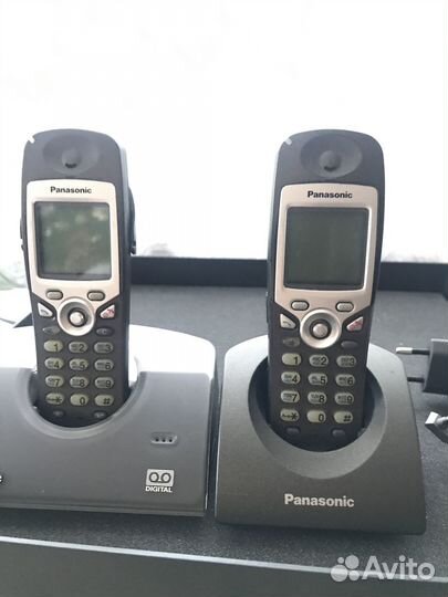 Цифровой телефон Panasonic