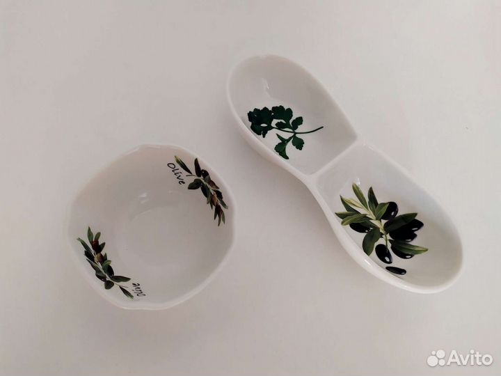 Набор посуды (салатницы и кувшин для масла)