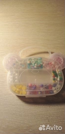 Набор бусин с контенером