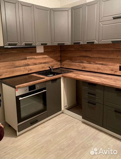 Кухня угловая на заказ.мдф фасады