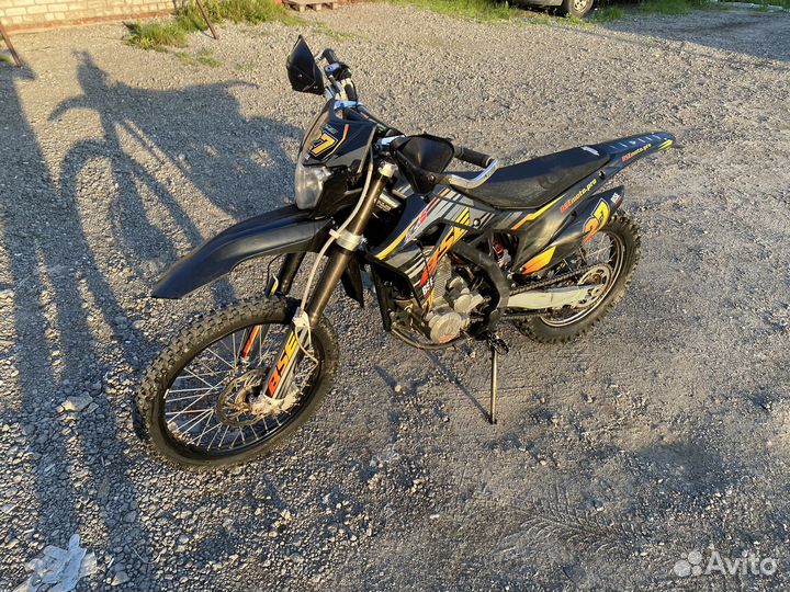 Мотоцикл BSE z5 250