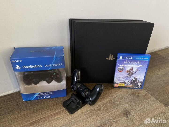Sony playstation PS4 pro 1tb
