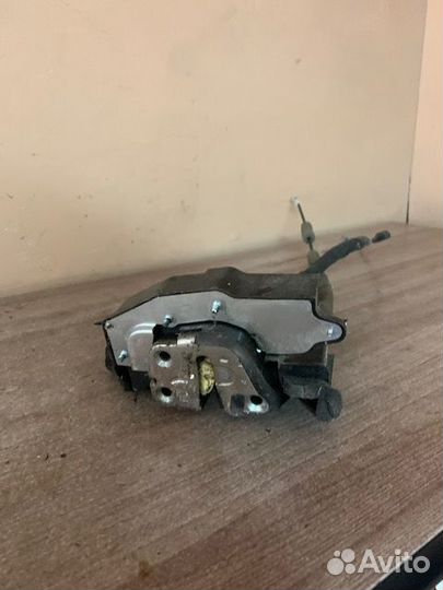 Замок задний левый Mazda CX 7