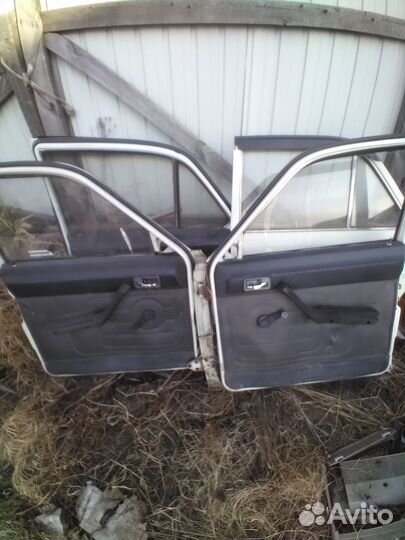 Двери волга