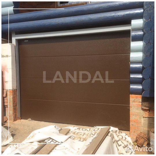 Секционные ворота