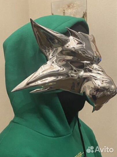 Маска волка хром