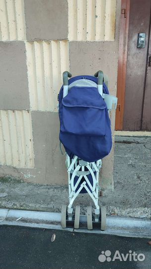 Прогулочная коляска трость