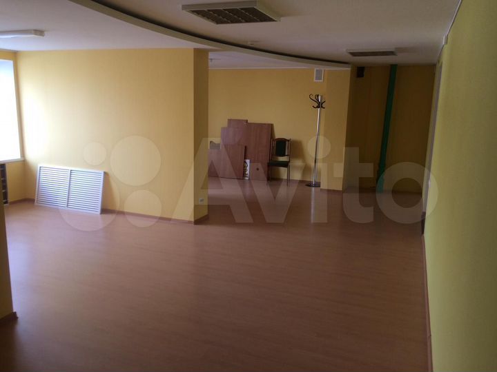 Продам помещение свободного назначения, 318 м²