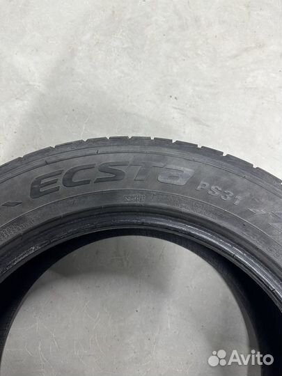 Kumho Ecsta PS31 235/55 R17