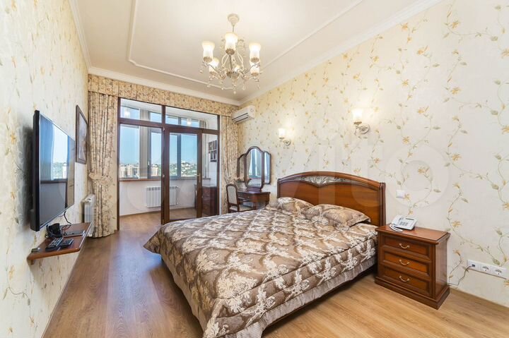 Комната 15 м² в 2-к., 17/22 эт.