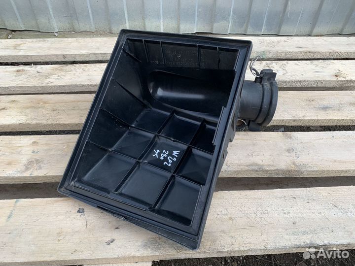 Крышка корпуса воздушного фильтра Мерседес W202