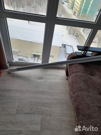 Плинтусный обогреватель