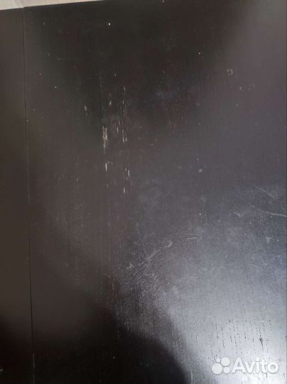 Стол IKEA bjursta