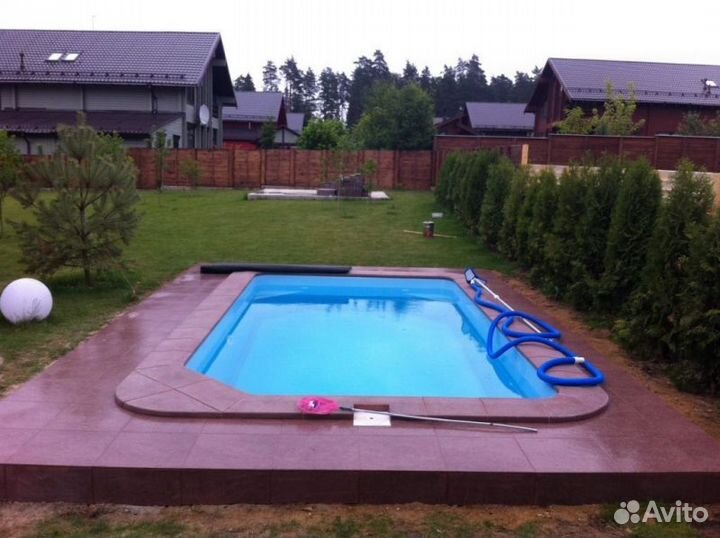Бассейн из пластика